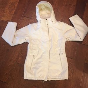 North face Super cozy and flattering ivory jacket